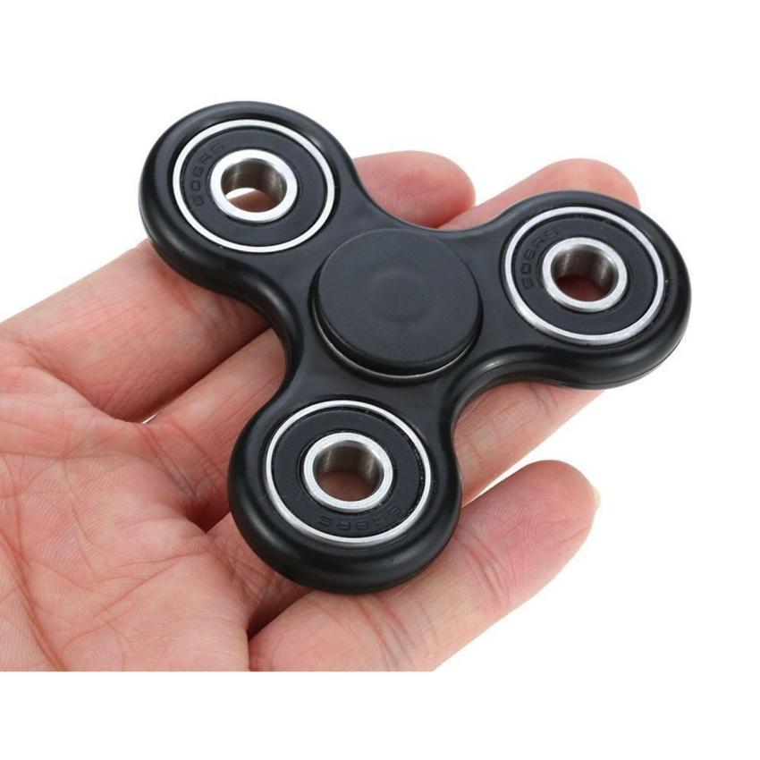 ดูภาพ Fidget Spinner ลูกข่างฝึกสมาธิ แบบ 3 แฉก สุดฮิต เพิ่มเติม Fidget Spinner ลูกข่างฝึกสมาธิ แบบ 3 แฉก สุดฮิต