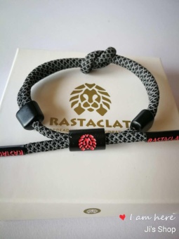 ดูภาพ Rastaclat YeezyBlack little lion bracelet สร้อยข้อมือสิงโตเล็ก เพิ่มเติม Rastaclat YeezyBlack little lion bracelet สร้อยข้อมือสิงโตเล็ก