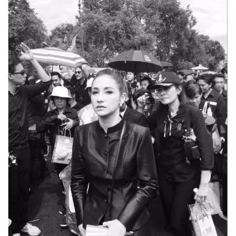 Chicken-UK ชุดไทยจิตรดา ชุดดำ ชุดไทยจิตลดา-สีดำ ผ้ากระรอก ผ้าซาร่า Chicken-UK ชุดไทยจิตรดา ชุดดำ ชุดไทยจิตลดา-สีดำ ผ้ากระรอก ผ้าซาร่า