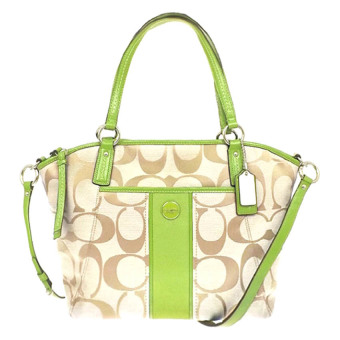 Coach กระเป๋าสะพายมีหูหิ้วสำหรับผู้หญิง รุ่น 28208 สีเขียว Coach กระเป๋าสะพายมีหูหิ้วสำหรับผู้หญิง รุ่น 28208 สีเขียว