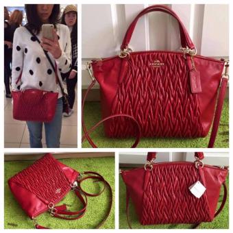 สนใจซื้อ Coach 37081 SMALL KELSEY SATCHEL IN GATHERED TWIST LEATHER (CLASSIC RED) ประกาศขาย Coach 37081 SMALL KELSEY SATCHEL IN GATHERED TWIST LEATHER (CLASSIC RED)